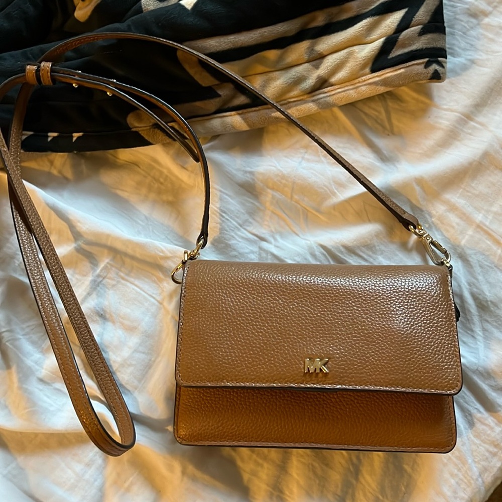 Micheal Kors Purse
